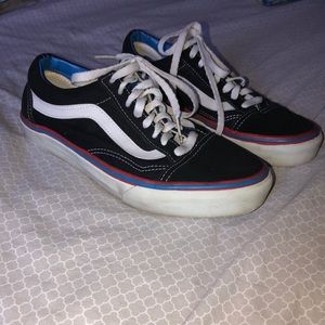 Vans suede like material black